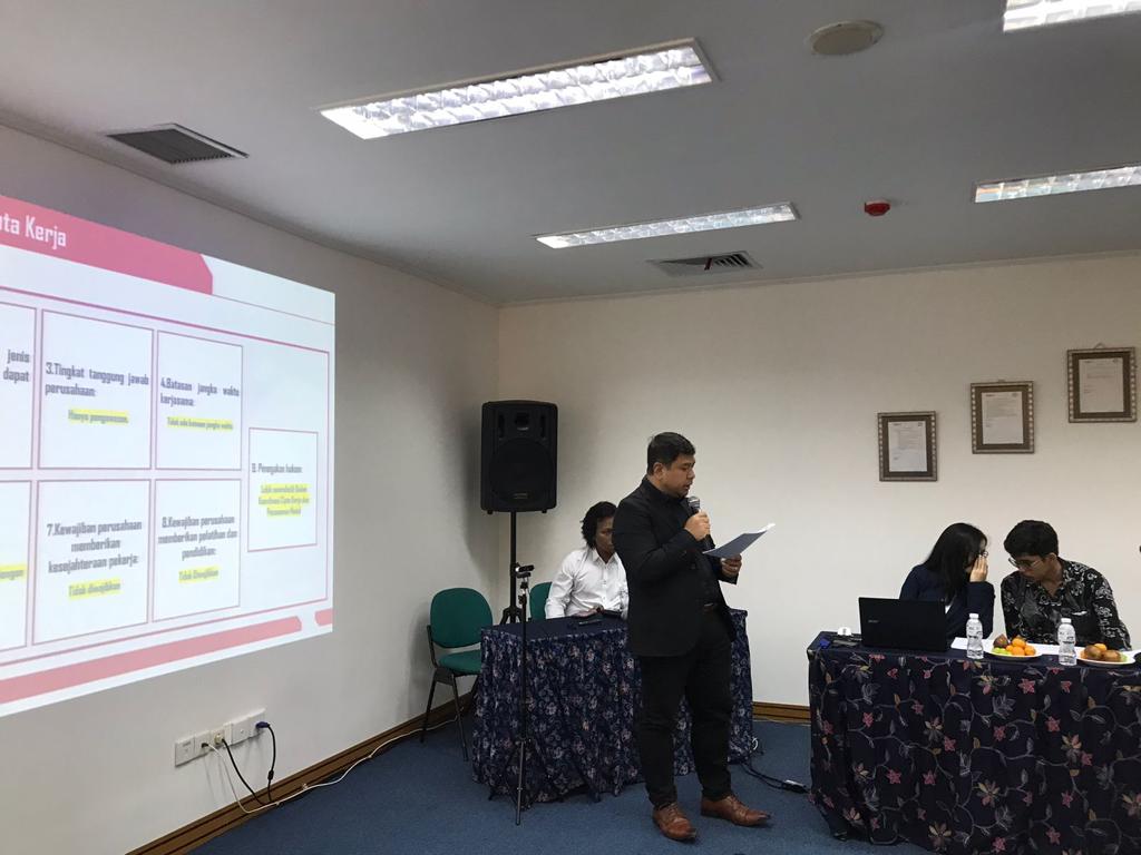 Lecture in Japanese or Indonesian